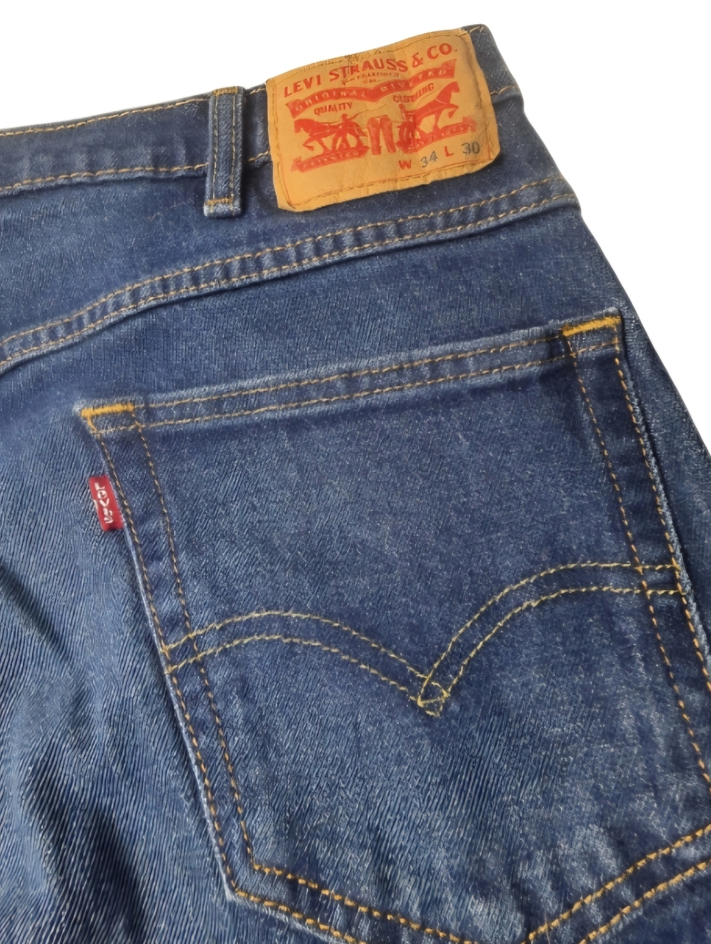 EUC Levi Denim Jeans Men's 34 x 30 blue jeans, likely a vintage.